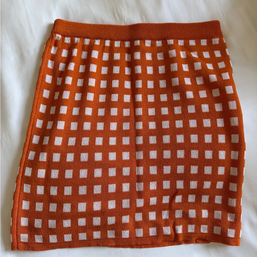 NWT Orange and White Knit Checkered Skirt Small